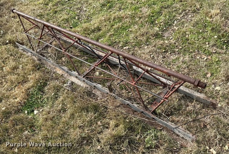 image for item NA9877 Vibratory screed