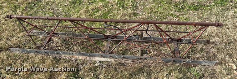 image for item NA9877 Vibratory screed