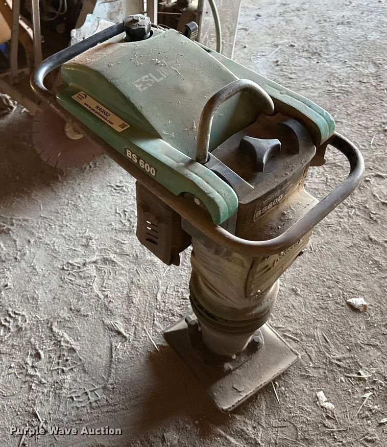 image for item NA9882 Wacker BS600 plate compactor