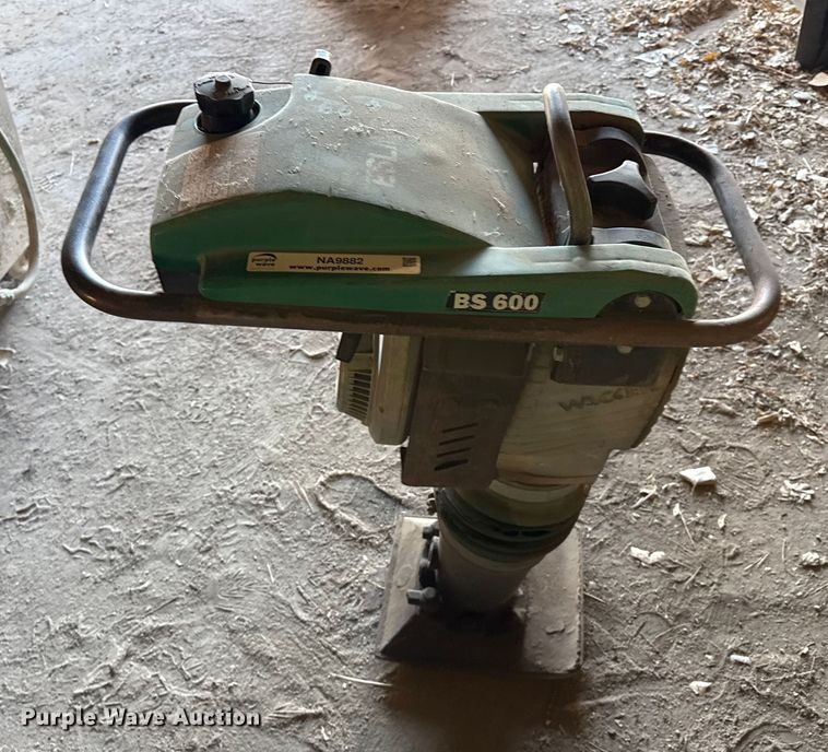 image for item NA9882 Wacker BS600 plate compactor