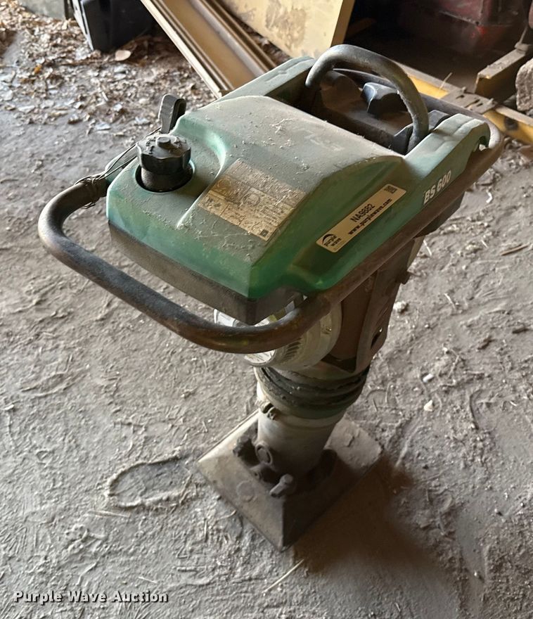 image for item NA9882 Wacker BS600 plate compactor