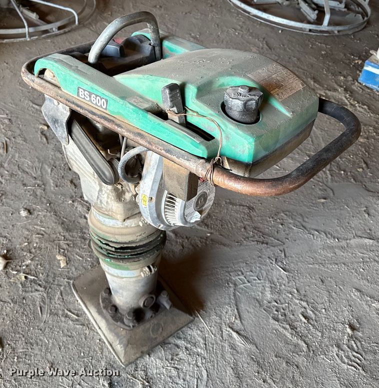 image for item NA9882 Wacker BS600 plate compactor