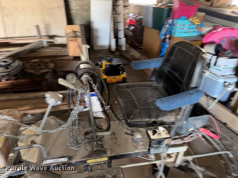 image for item NA9883 Arrow Master RF2B4-18 power trowel