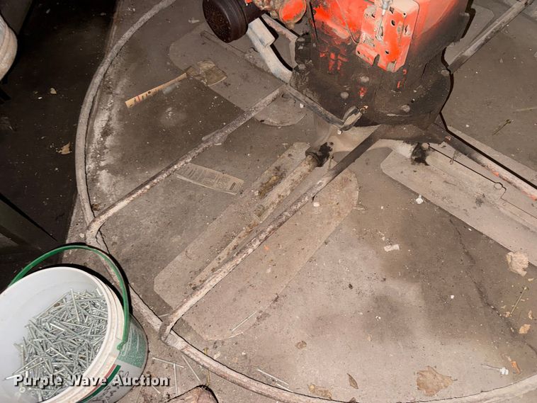 image for item NA9886 (2) White Star power trowels