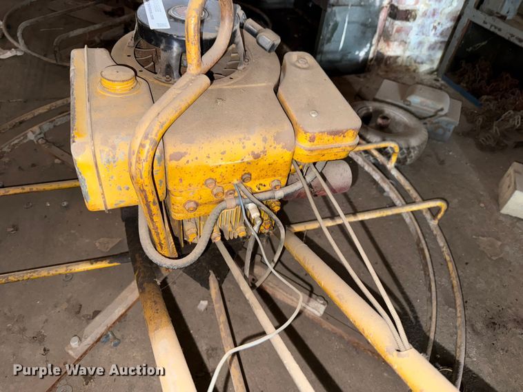 image for item NA9886 (2) White Star power trowels