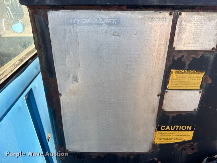 image for item NA9889 1979 Ford 8000 crane truck