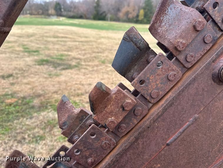 image for item NA9936 2000 Ditch Witch 3700 trencher