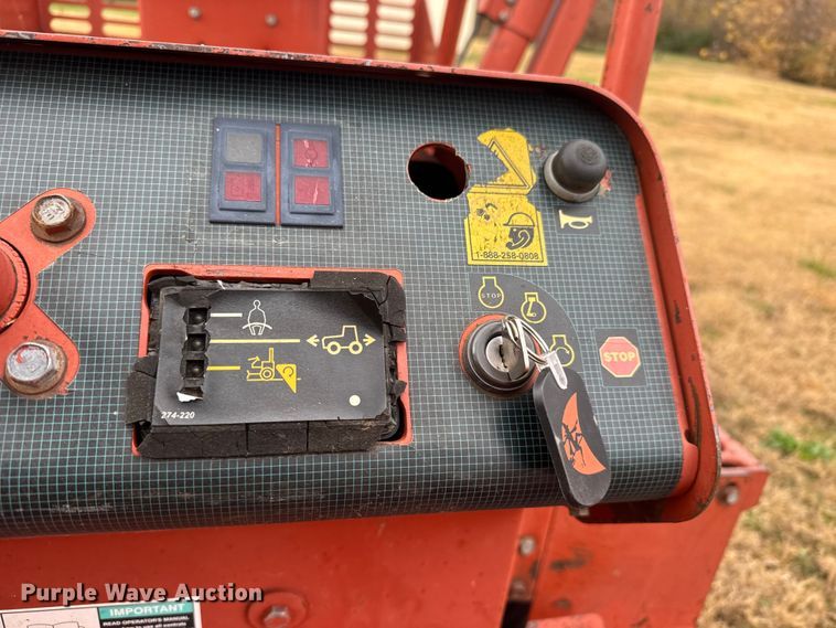 image for item NA9936 2000 Ditch Witch 3700 trencher