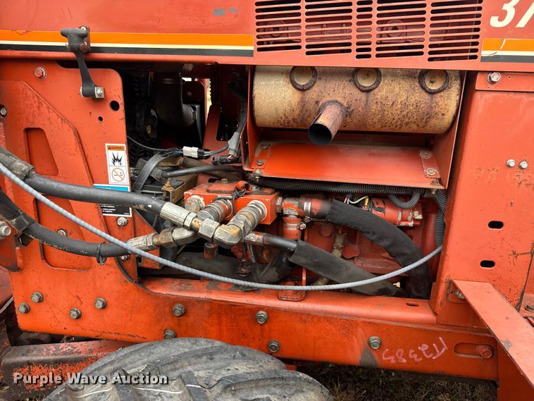 image for item NA9936 2000 Ditch Witch 3700 trencher