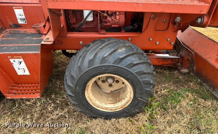 image for item NA9936 2000 Ditch Witch 3700 trencher