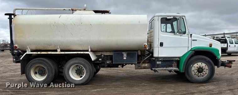 image for item NA9957 1999 Freightliner FL80 water truck