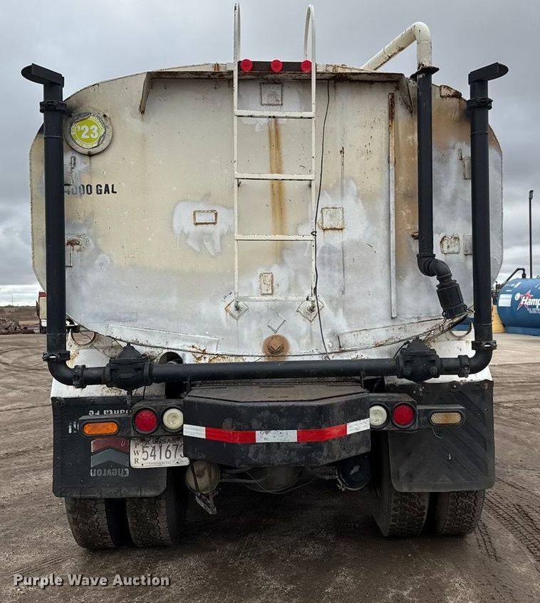 image for item NA9957 1999 Freightliner FL80 water truck