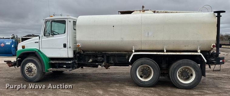 image for item NA9957 1999 Freightliner FL80 water truck