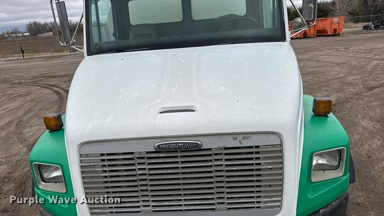 image for item NA9957 1999 Freightliner FL80 water truck