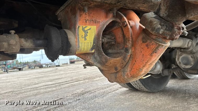 image for item NA9957 1999 Freightliner FL80 water truck