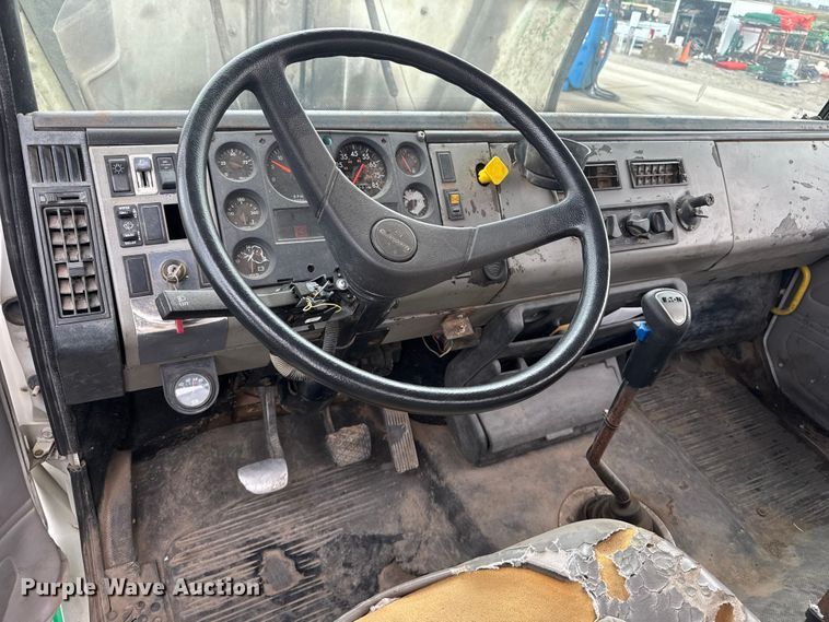 image for item NA9957 1999 Freightliner FL80 water truck