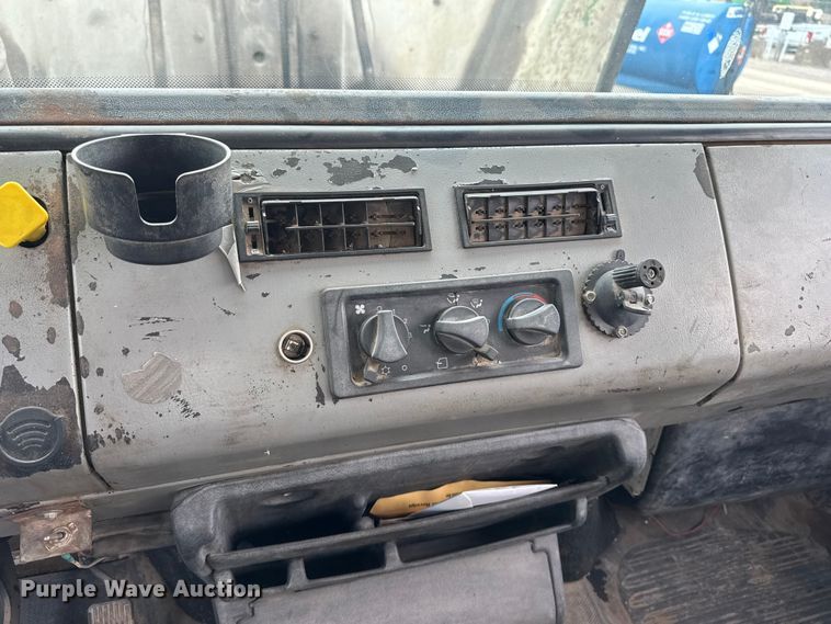 image for item NA9957 1999 Freightliner FL80 water truck