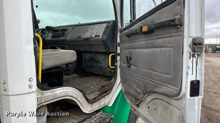 image for item NA9957 1999 Freightliner FL80 water truck