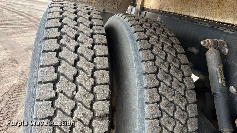 image for item NA9957 1999 Freightliner FL80 water truck