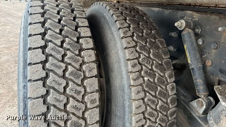 image for item NA9957 1999 Freightliner FL80 water truck