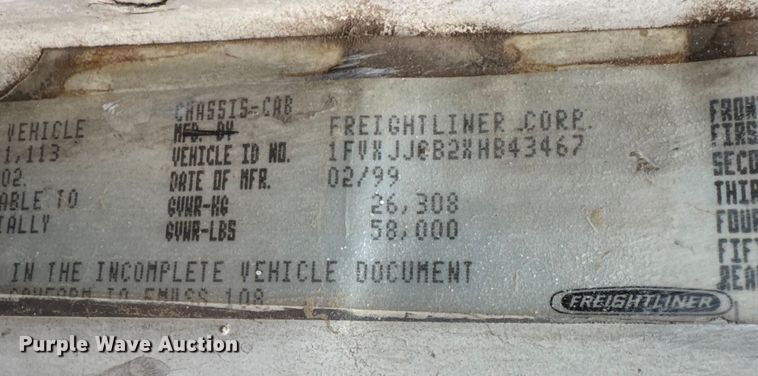 image for item NA9957 1999 Freightliner FL80 water truck