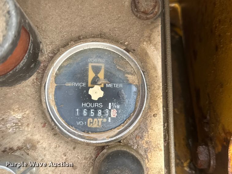 image for item NA9974 1989 Caterpillar 963 track loader