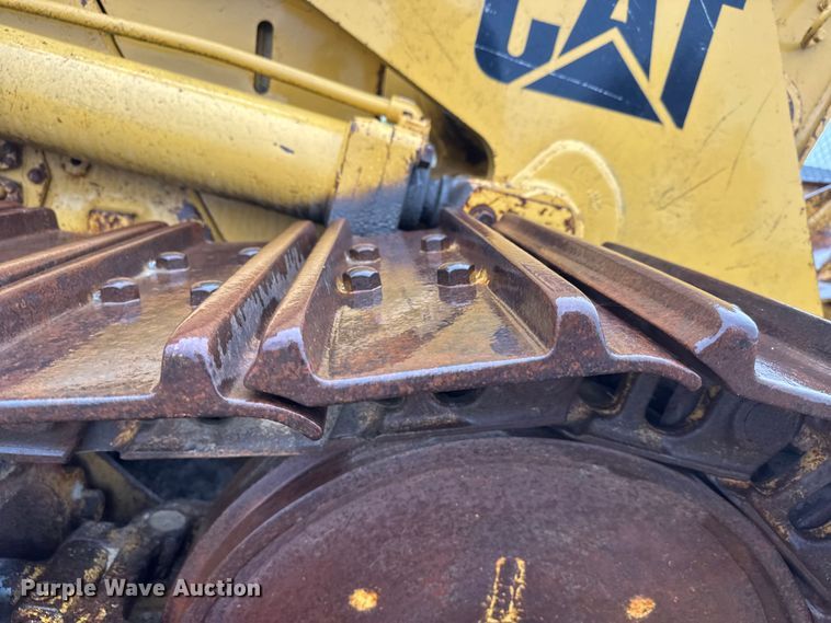 image for item NA9974 1989 Caterpillar 963 track loader