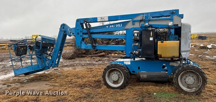 image for item NA9982 2015 Genie Z-45/25J boom lift