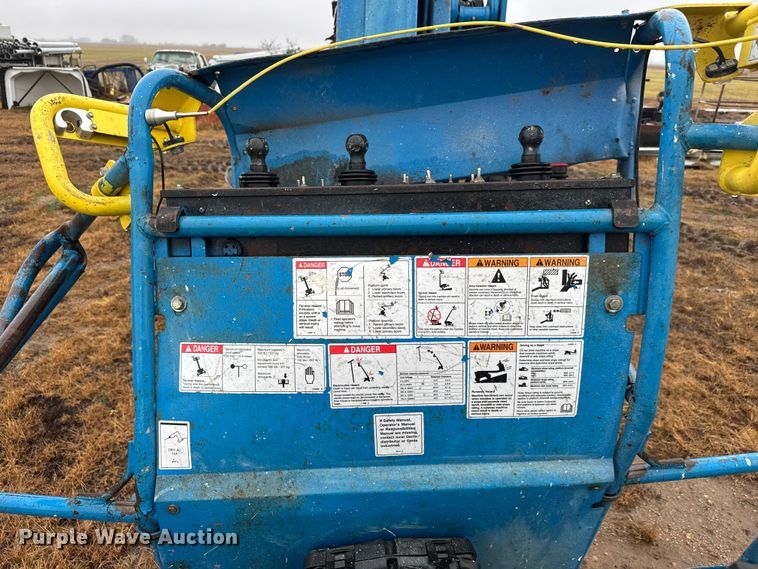 image for item NA9982 2015 Genie Z-45/25J boom lift