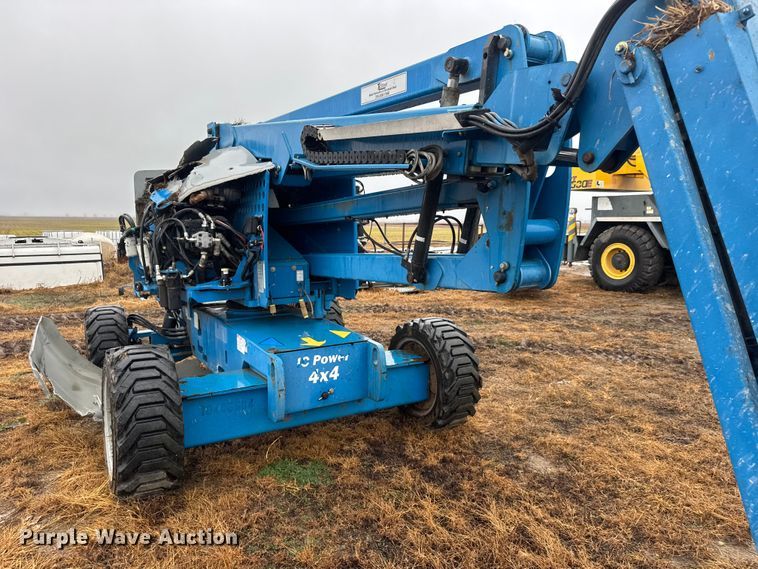 image for item NA9982 2015 Genie Z-45/25J boom lift