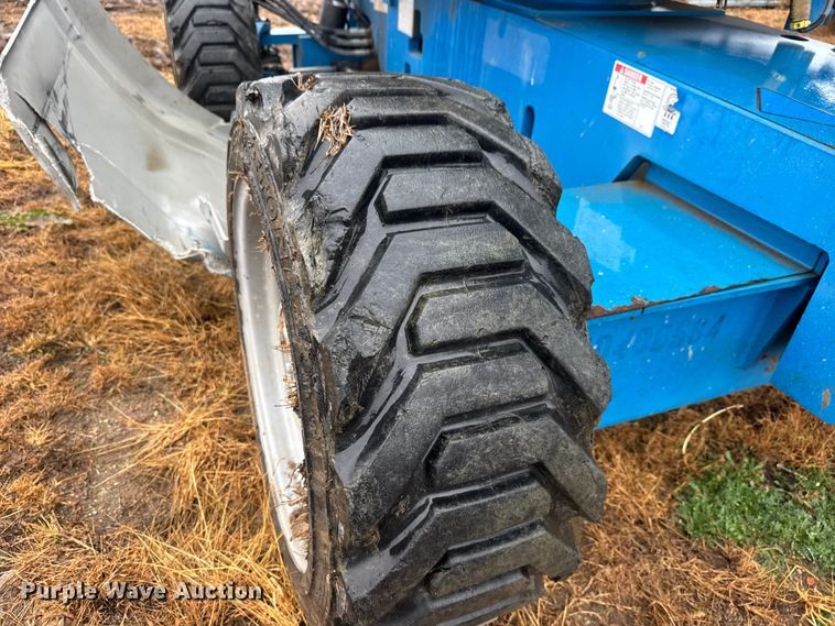 image for item NA9982 2015 Genie Z-45/25J boom lift