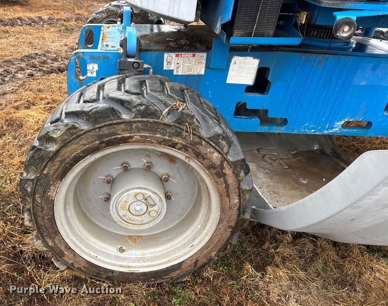 image for item NA9982 2015 Genie Z-45/25J boom lift