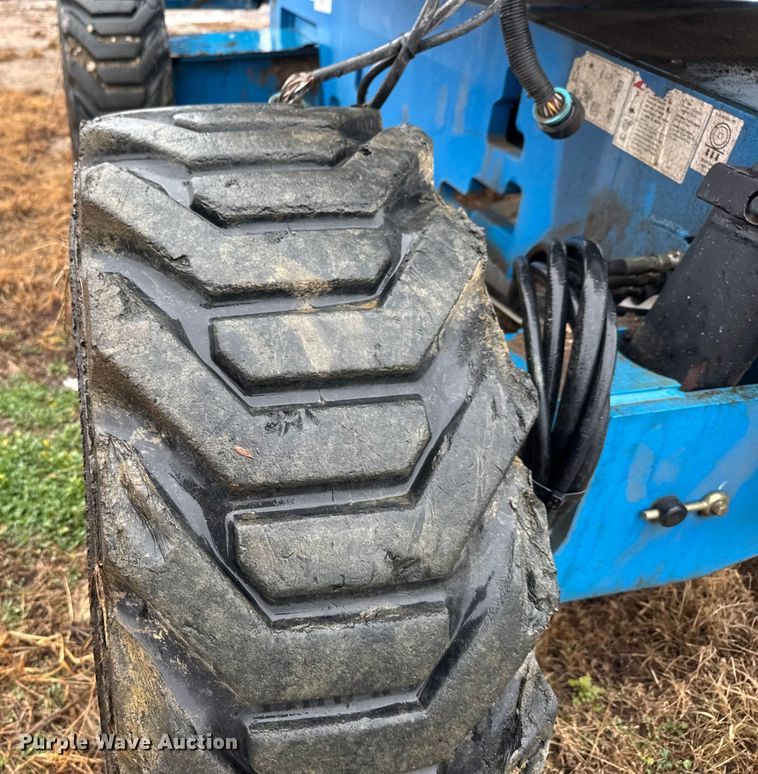 image for item NA9982 2015 Genie Z-45/25J boom lift