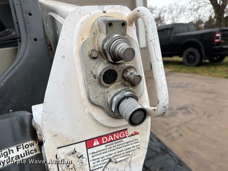 image for item NA9984 2016 Bobcat T740 tracked skid steer loader