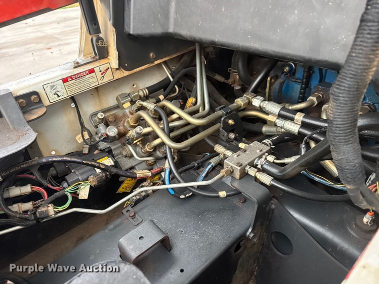 image for item NA9984 2016 Bobcat T740 tracked skid steer loader