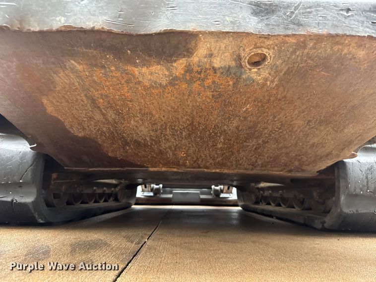 image for item NA9984 2016 Bobcat T740 tracked skid steer loader