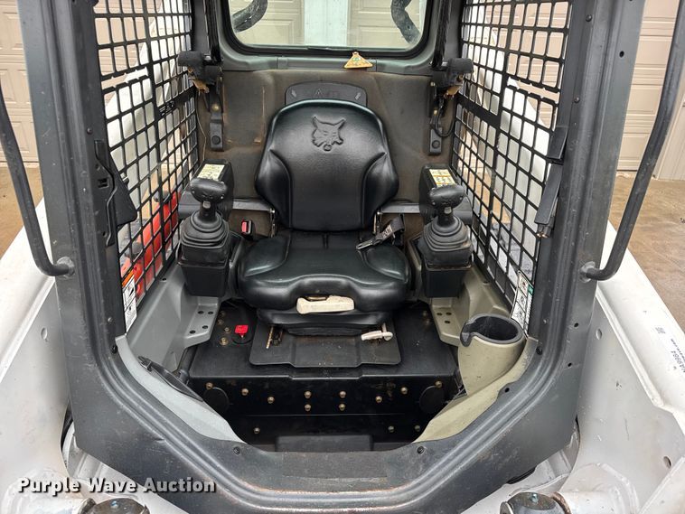 image for item NA9984 2016 Bobcat T740 tracked skid steer loader