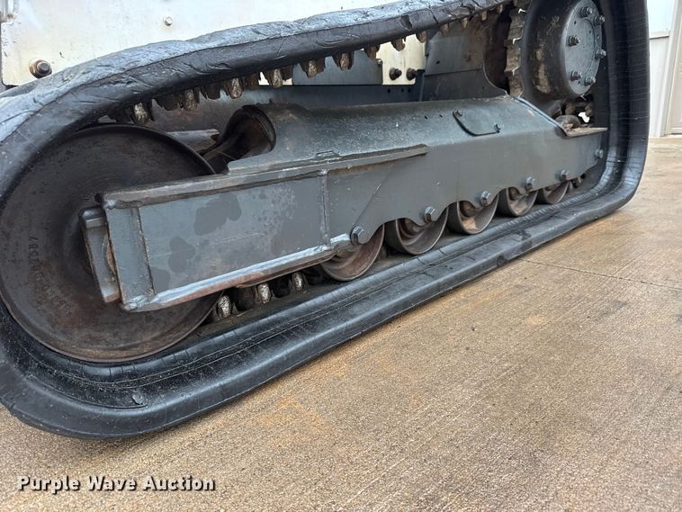 image for item NA9984 2016 Bobcat T740 tracked skid steer loader