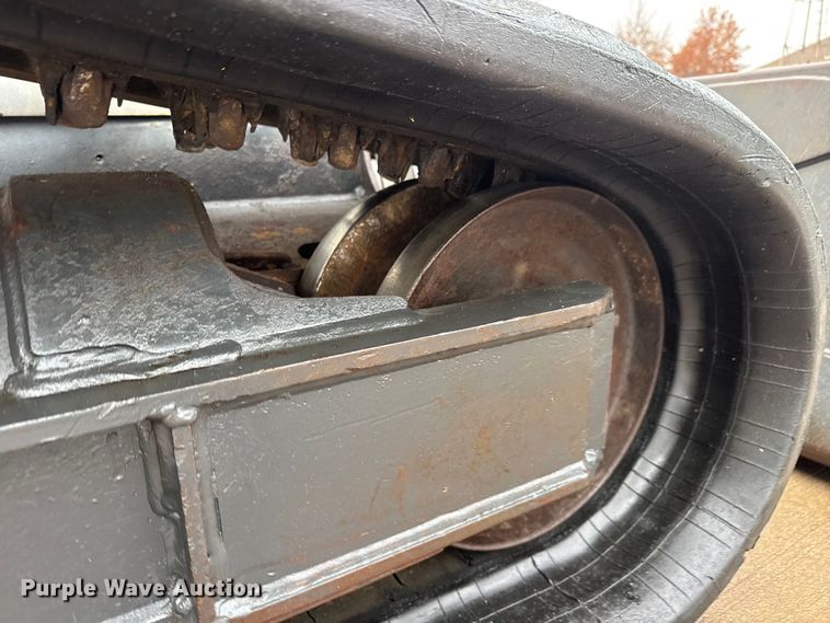 image for item NA9984 2016 Bobcat T740 tracked skid steer loader