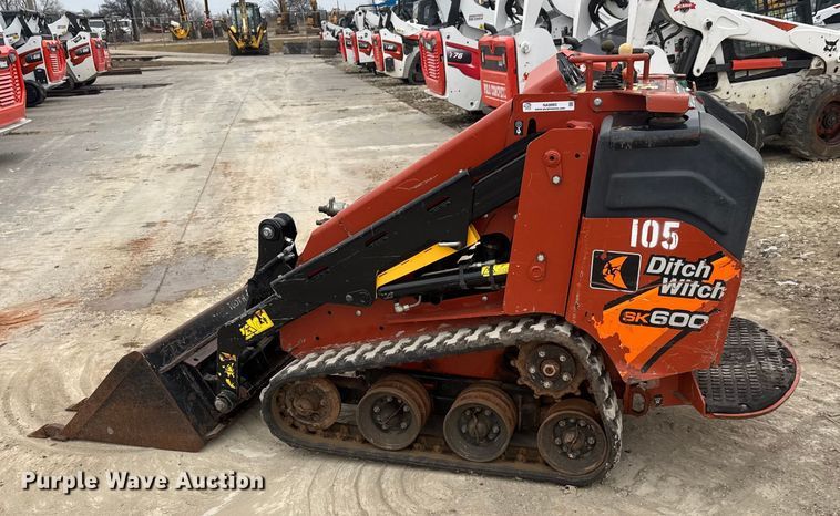 image for item NA9993 2020 Ditch Witch SK600 compact utility loader