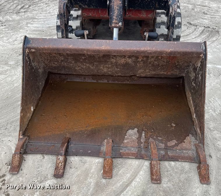 image for item NA9993 2020 Ditch Witch SK600 compact utility loader