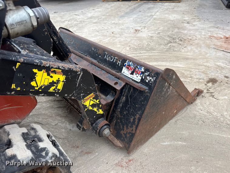 image for item NA9993 2020 Ditch Witch SK600 compact utility loader