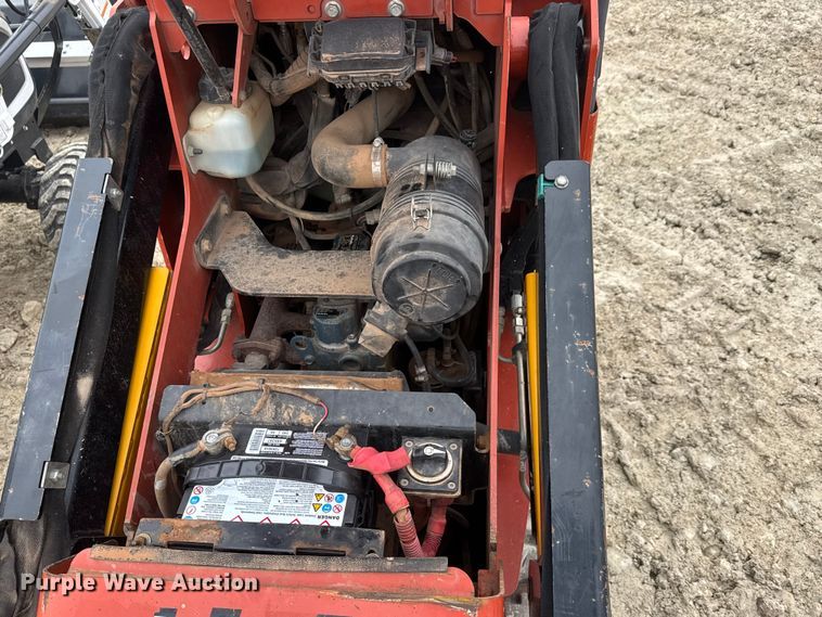 image for item NA9993 2020 Ditch Witch SK600 compact utility loader