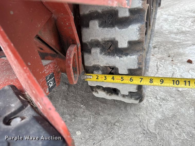 image for item NA9993 2020 Ditch Witch SK600 compact utility loader