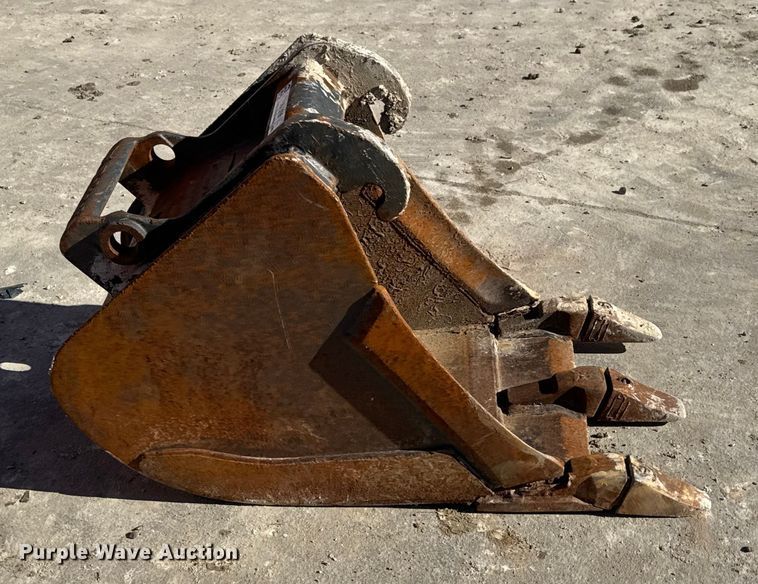 image for item NA9995 Bobcat MX3T mini excavator bucket