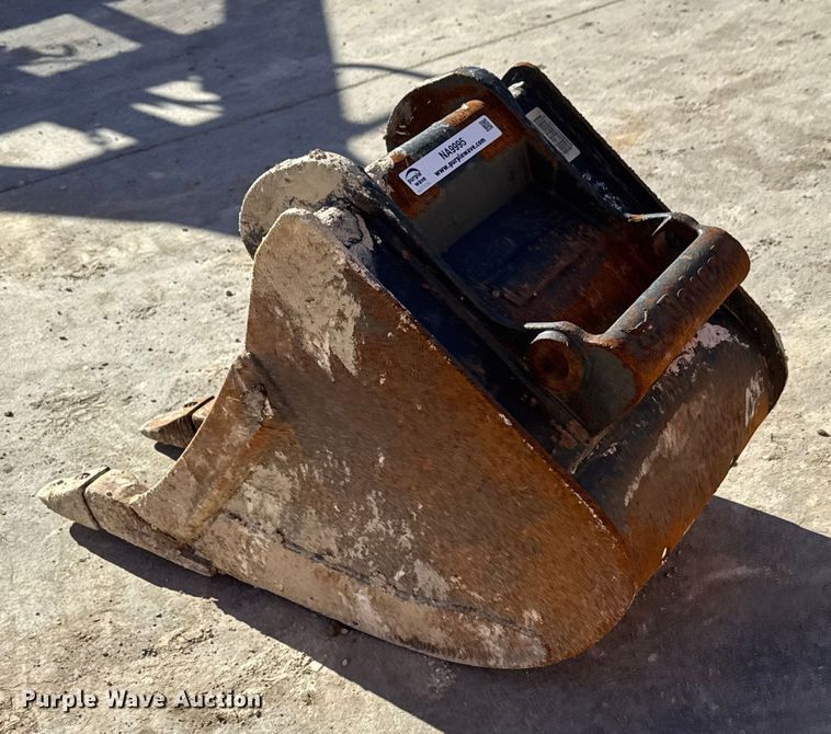 image for item NA9995 Bobcat MX3T mini excavator bucket