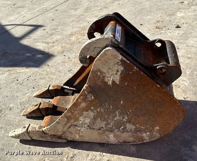 image for item NA9995 Bobcat MX3T mini excavator bucket