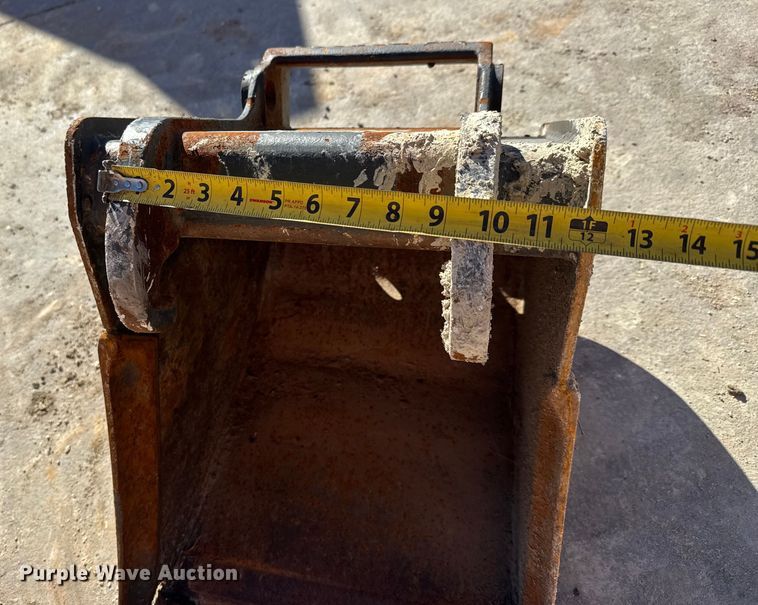 image for item NA9995 Bobcat MX3T mini excavator bucket