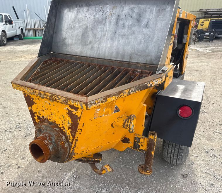 image for item NB9012 2014 Reed A40HP concrete pump