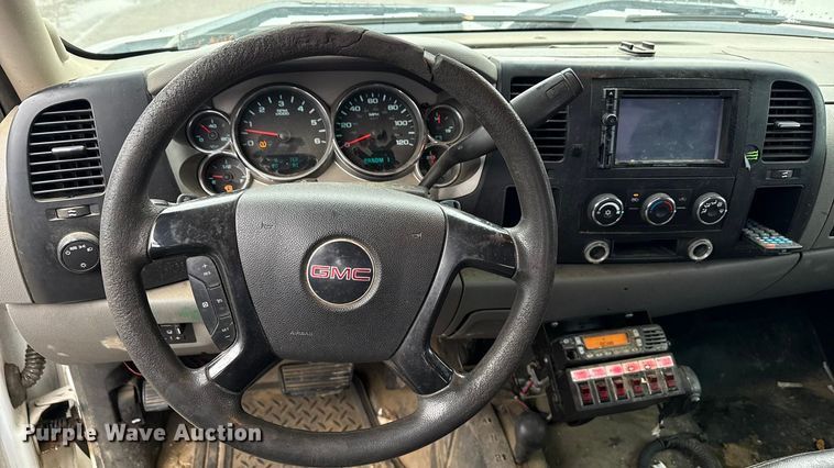 image for item ND9445 2008 GMC Sierra 2500HD Ext. Cab pickup truck